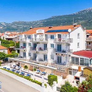 https://hotel-kastel-kastela.splithotels.org